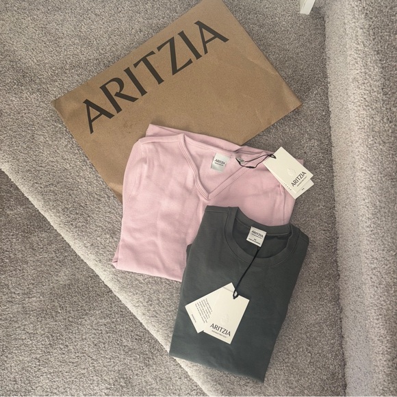 Aritzia HomeStretch Tee - Picture 2 of 5